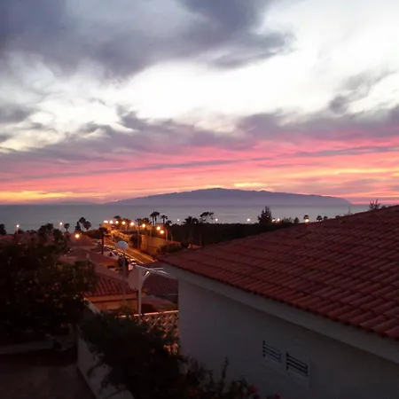 Villa Luxurious Villa With Private Pool Costa Adeje (Tenerife)