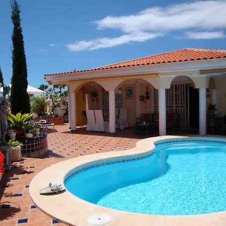 Villa Luxurious Villa With Private Pool