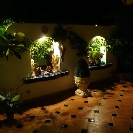 Luxurious With Private Pool *