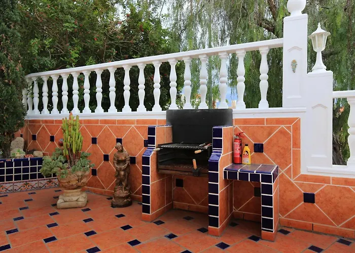 Luxurious With Private Pool * Адехе