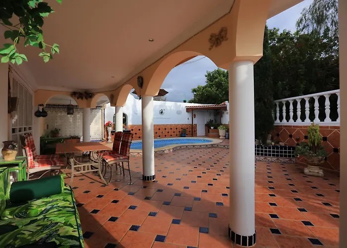 Luxurious With Private Pool Вилла