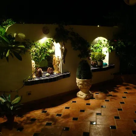 Luxurious With Private Pool Willa *